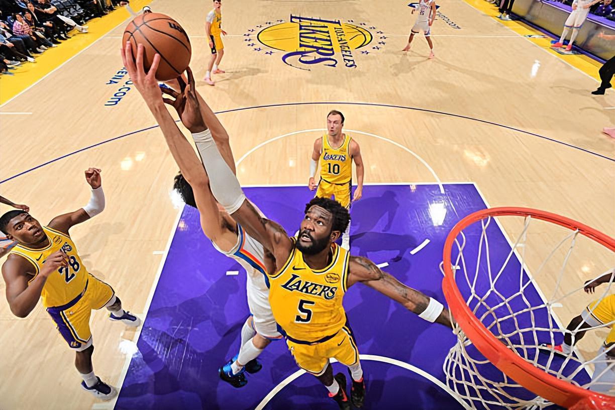 开云体育官网-心态又崩了！湖人先发中锋显然已经不想在场上好好打球了？